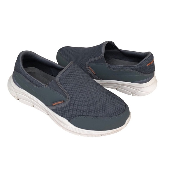 Skechers Men's Gray Charcoal Memory Foam Extra Wide Fit Slip-on Loafer 9.5 - Picture 13 of 13